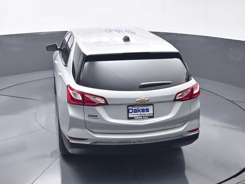 2020 Silver Ice Metallic Chevrolet Equinox LT AWD SUV
