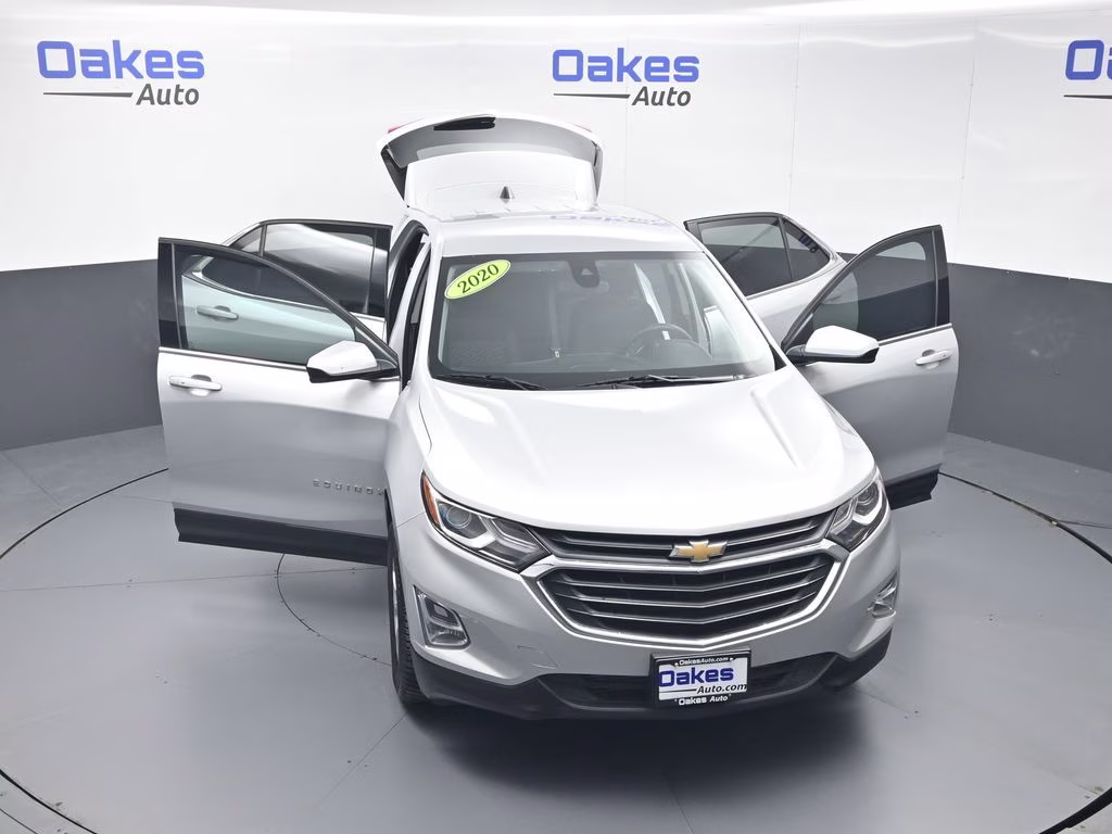 2020 Silver Ice Metallic Chevrolet Equinox LT AWD SUV