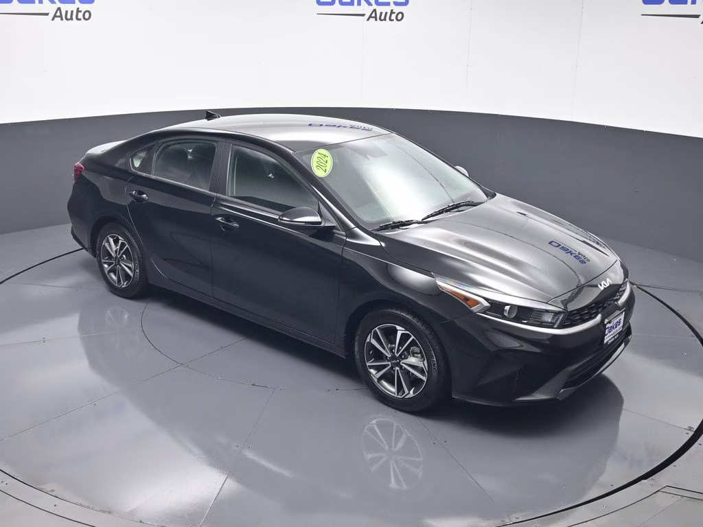 2024 Aurora Black Pearl Kia Forte LXS FWD Sedan