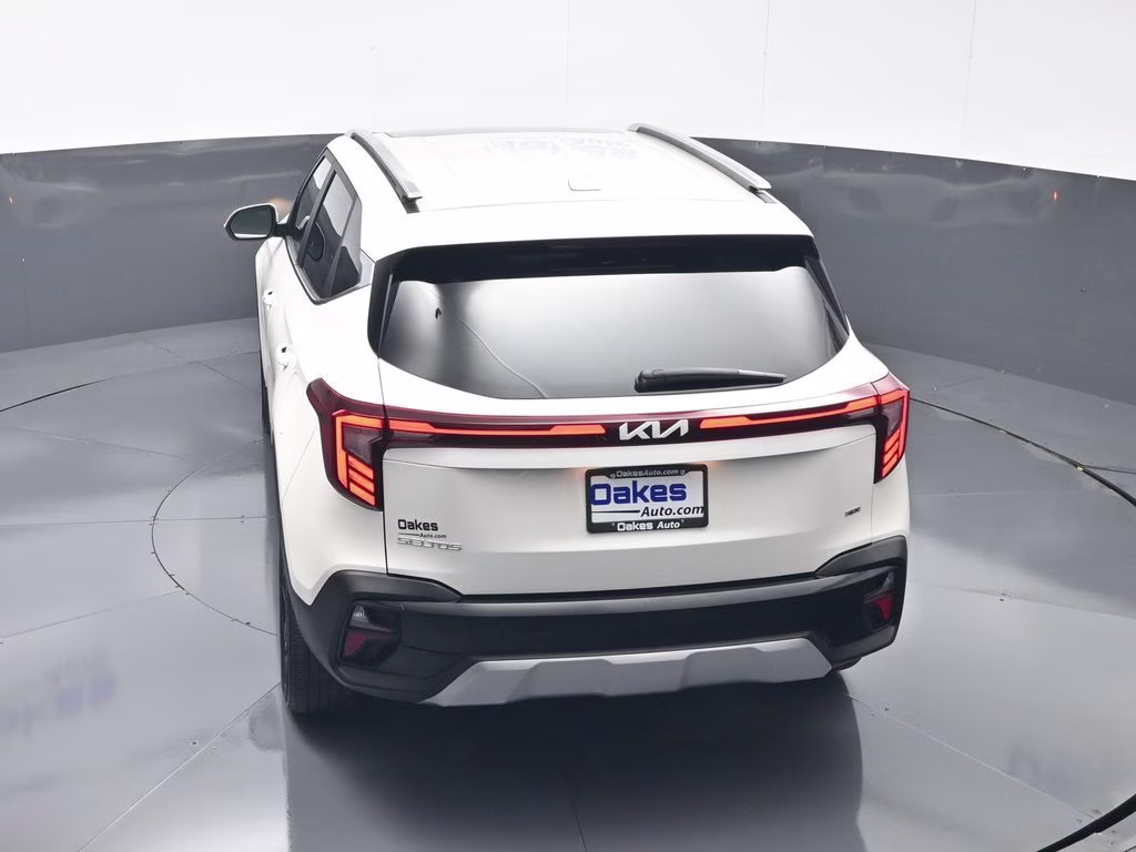2024 Snow White Pearl Kia Seltos EX AWD SUV