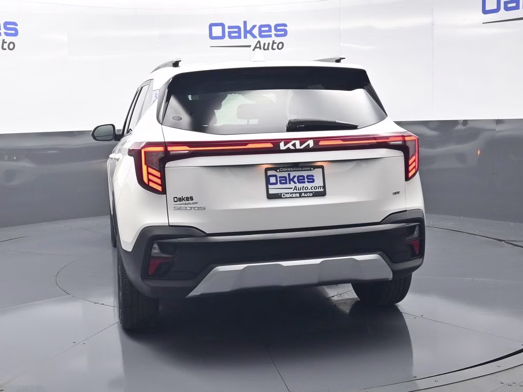 2024 Snow White Pearl Kia Seltos EX AWD SUV