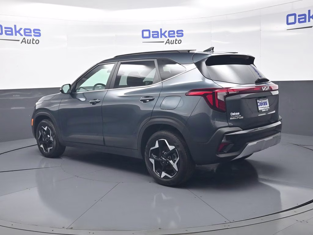2025 Gravity Gray Kia Seltos EX AWD SUV