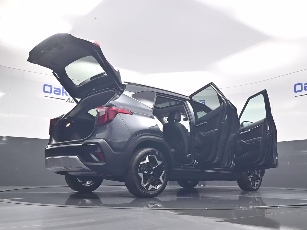 2025 Gravity Gray Kia Seltos EX AWD SUV