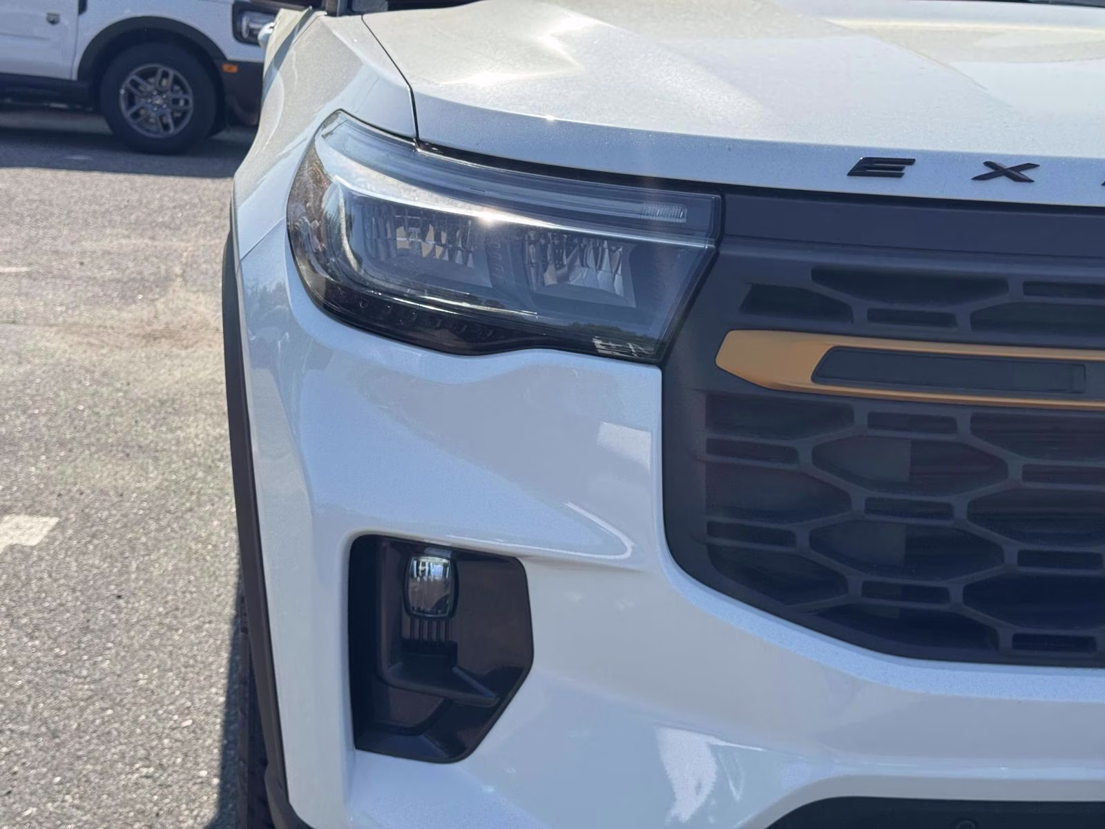 2026 White Ford Explorer Tremor 4X4 SUV