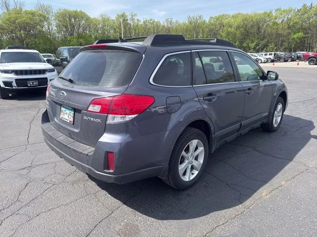 2014 Carbide Gray Metallic Subaru Outback 2.5i Premium AWD SUV