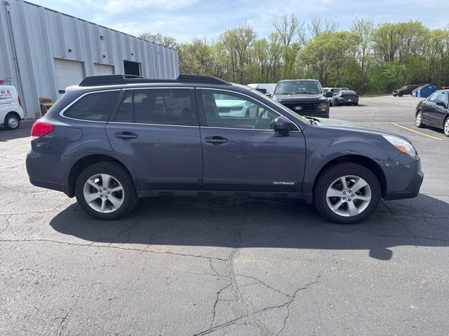 2014 Carbide Gray Metallic Subaru Outback 2.5i Premium AWD SUV