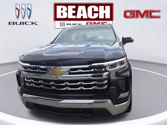 2024 Dark Ash Metallic Chevrolet Silverado 1500 LT RWD Truck