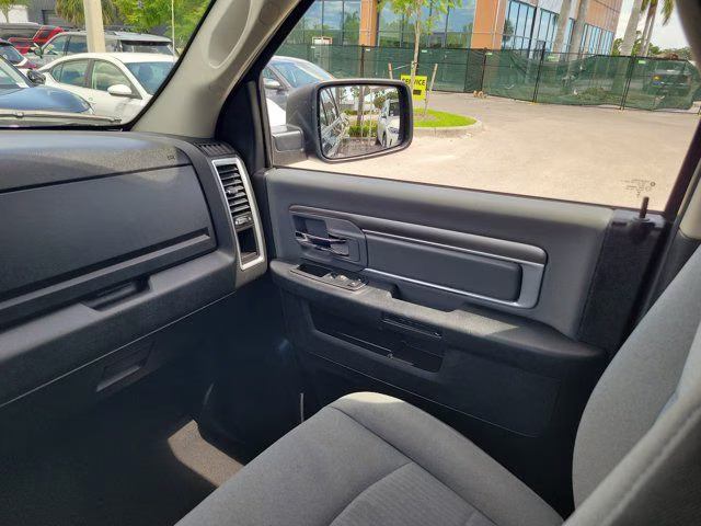 2024 Diamond Black Crystal Pearlcoat Ram 1500 Classic SLT RWD Truck