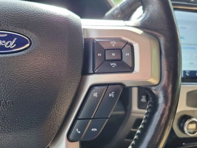 2022 Red Metallic Ford Super Duty F-250 SRW Lariat 4X4 Truck