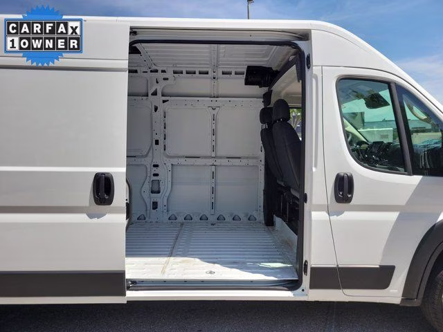 2026 Bright White Clearcoat Ram ProMaster 2500 High Roof FWD Van