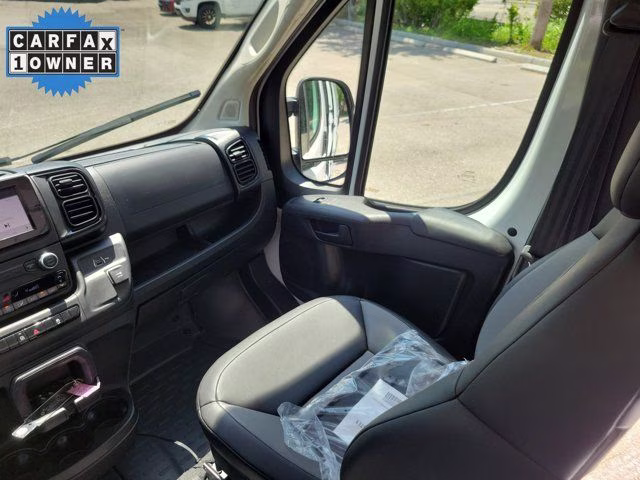 2026 Bright White Clearcoat Ram ProMaster 2500 High Roof FWD Van