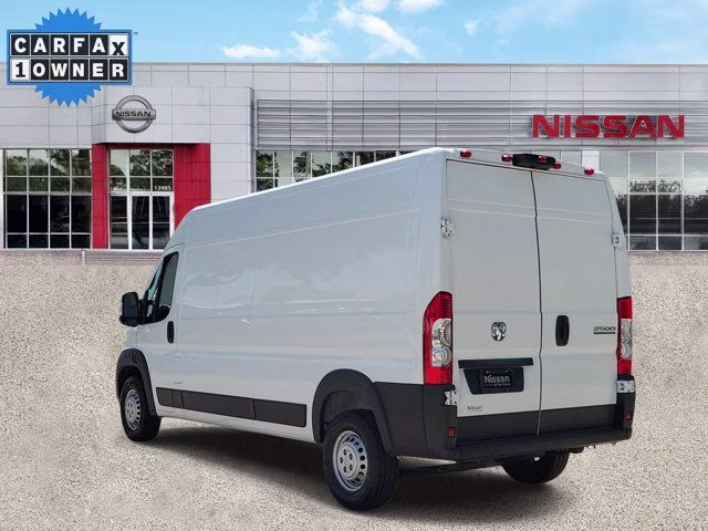 2026 Bright White Clearcoat Ram ProMaster 2500 High Roof FWD Van