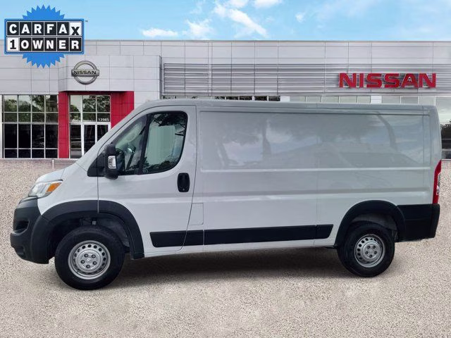 2025 Bright White Clearcoat Ram ProMaster 2500 Base FWD Van
