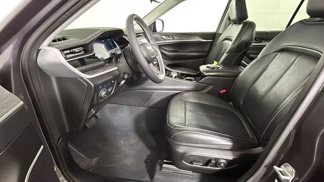 2022 Baltic Gray Metallic Clearcoat Jeep Grand Cherokee 4xe 4X4 SUV