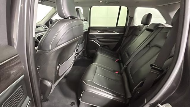 2022 Baltic Gray Metallic Clearcoat Jeep Grand Cherokee 4xe 4X4 SUV