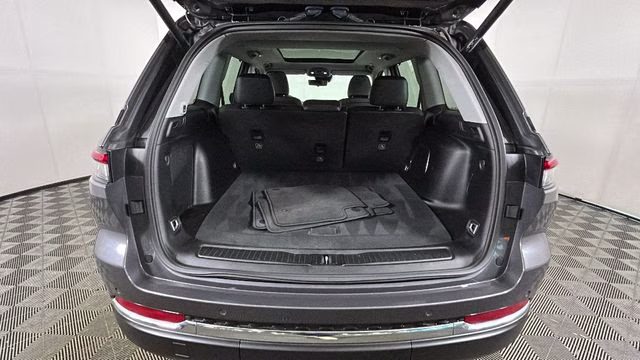2022 Baltic Gray Metallic Clearcoat Jeep Grand Cherokee 4xe 4X4 SUV