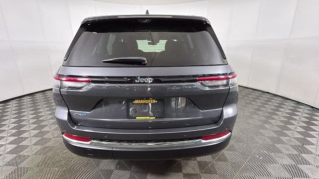 2022 Baltic Gray Metallic Clearcoat Jeep Grand Cherokee 4xe 4X4 SUV