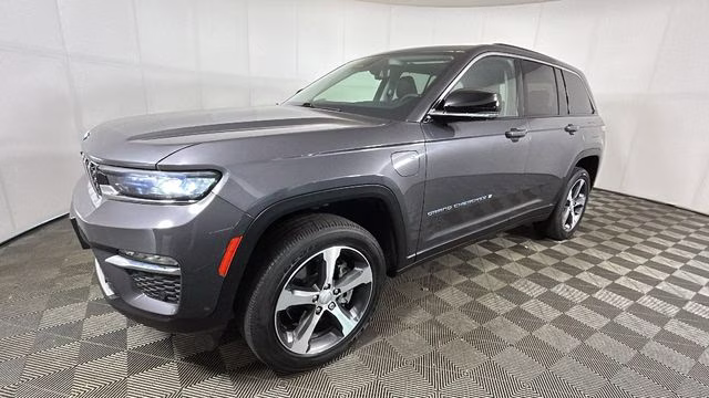 2022 Baltic Gray Metallic Clearcoat Jeep Grand Cherokee 4xe 4X4 SUV