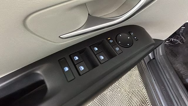 2025 Titanium Gray Hyundai Tucson Hybrid SEL Convenience AWD SUV