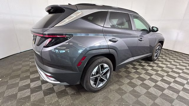 2025 Titanium Gray Hyundai Tucson Hybrid SEL Convenience AWD SUV