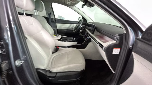 2025 Titanium Gray Hyundai Tucson Hybrid SEL Convenience AWD SUV