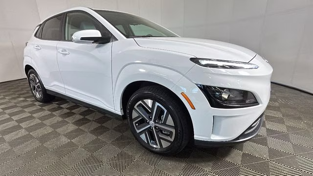 2023 Lunar White Hyundai Kona Electric SE FWD SUV