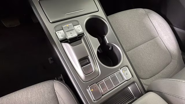 2023 Lunar White Hyundai Kona Electric SE FWD SUV