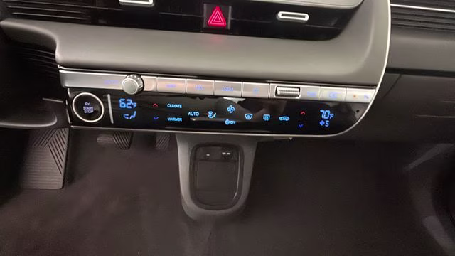 2024 Atlas White Hyundai IONIQ 5 SEL RWD SUV