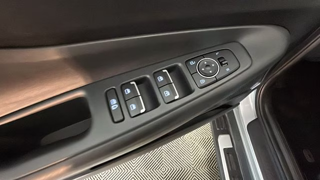 2022 Shimmering Silver Pearl Hyundai Santa Fe XRT AWD SUV