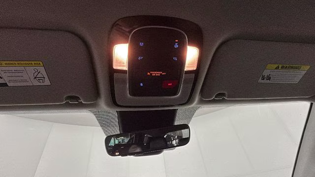 2022 Shimmering Silver Pearl Hyundai Santa Fe XRT AWD SUV
