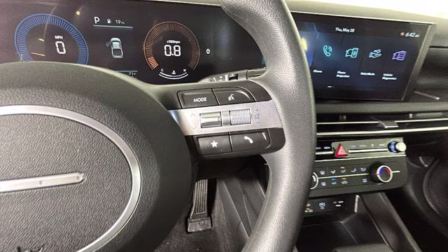 2025 Phantom Black Hyundai Santa Cruz SE FWD Truck