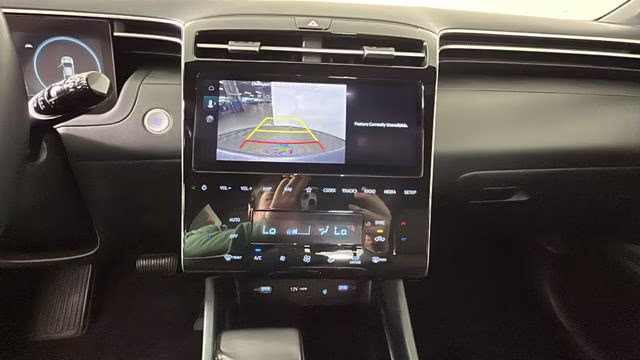 2023 Atlas White Hyundai Santa Cruz SEL Premium AWD Truck