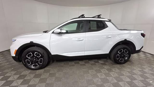 2023 Atlas White Hyundai Santa Cruz SEL Premium AWD Truck