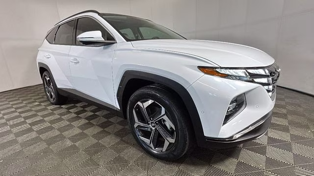 2024 White Pearl Hyundai Tucson Hybrid Limited AWD SUV