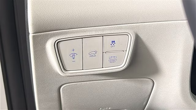 2024 White Pearl Hyundai Tucson Hybrid Limited AWD SUV