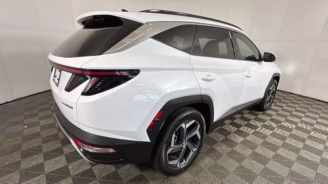 2024 White Pearl Hyundai Tucson Hybrid Limited AWD SUV