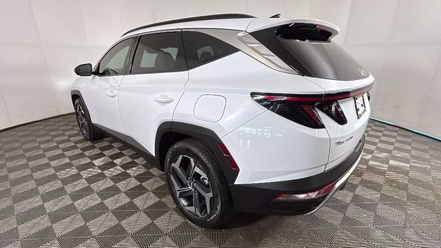 2024 White Pearl Hyundai Tucson Hybrid Limited AWD SUV