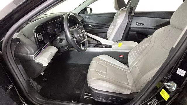 2023 Phantom Black Hyundai Elantra Hybrid Limited FWD Sedan