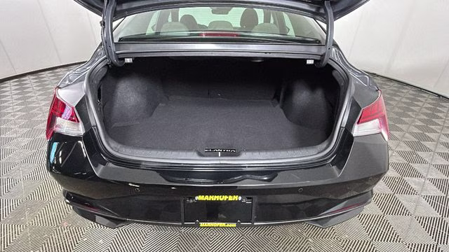 2023 Phantom Black Hyundai Elantra Hybrid Limited FWD Sedan