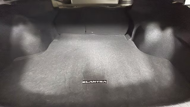 2023 Phantom Black Hyundai Elantra Hybrid Limited FWD Sedan
