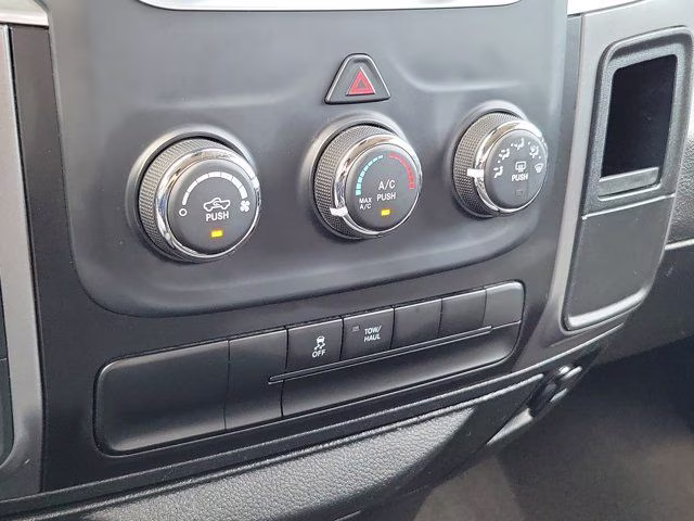 2024 Diamond Black Crystal Pearlcoat Ram 1500 Classic SLT RWD Truck