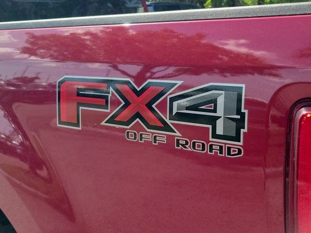 2022 Red Metallic Ford Super Duty F-250 SRW Lariat 4X4 Truck