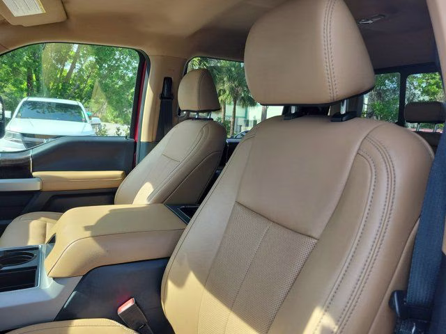 2022 Red Metallic Ford Super Duty F-250 SRW Lariat 4X4 Truck