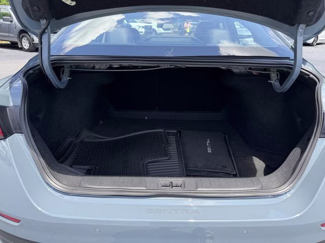 2024 Atlantic Gray Metallic Nissan Sentra SR FWD Sedan