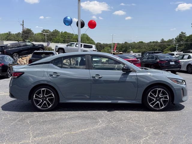 2024 Atlantic Gray Metallic Nissan Sentra SR FWD Sedan