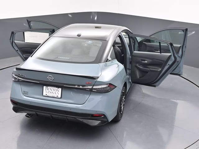 2026 Atlantic Gray/Super Black Nissan Sentra SR FWD Sedan