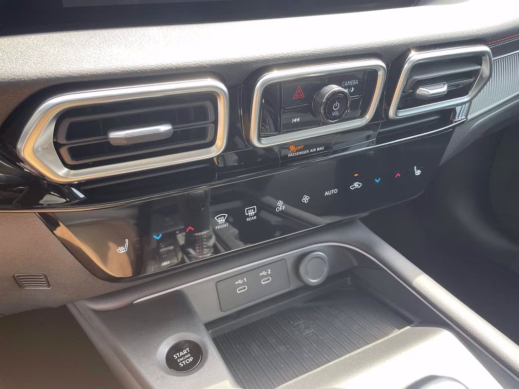 2026 Atlantic Gray/Super Black Nissan Sentra SR FWD Sedan