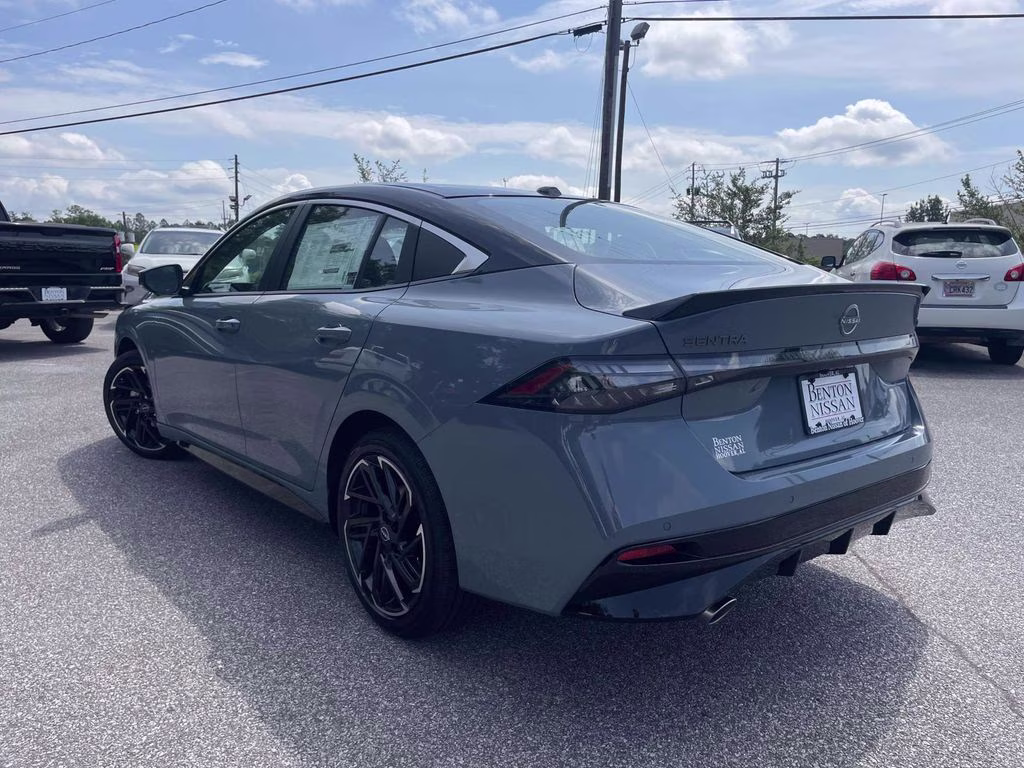 2026 Atlantic Gray/Super Black Nissan Sentra SR FWD Sedan