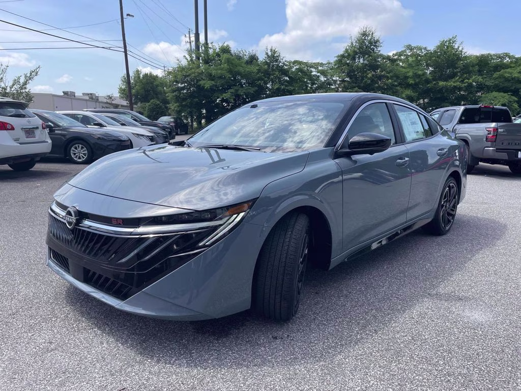 2026 Atlantic Gray/Super Black Nissan Sentra SR FWD Sedan