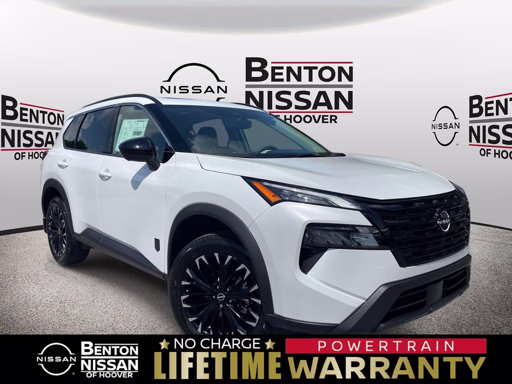 2026 Nissan Rogue Dark Armor's photo